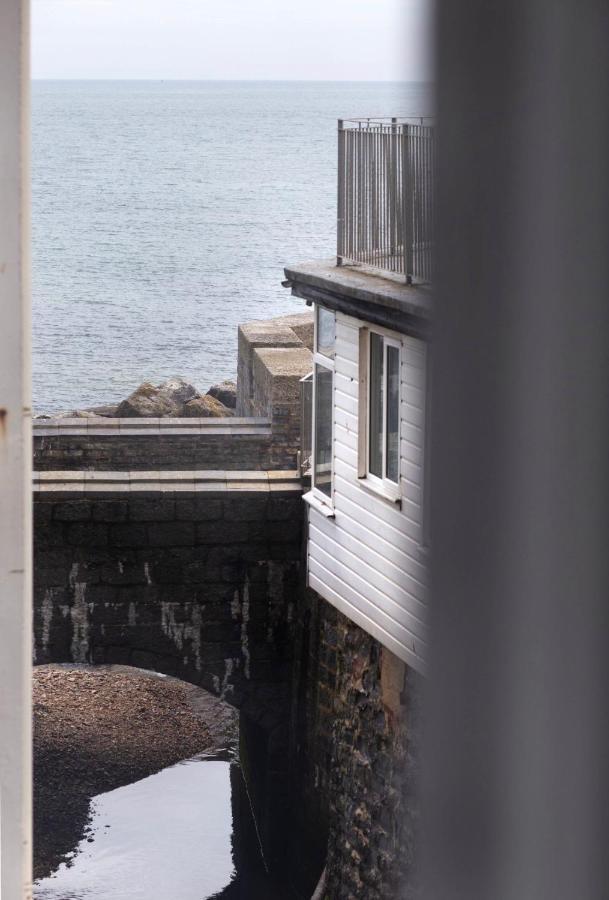 Ammonite Luxury Beachfront Apartment Lyme Regis Ngoại thất bức ảnh